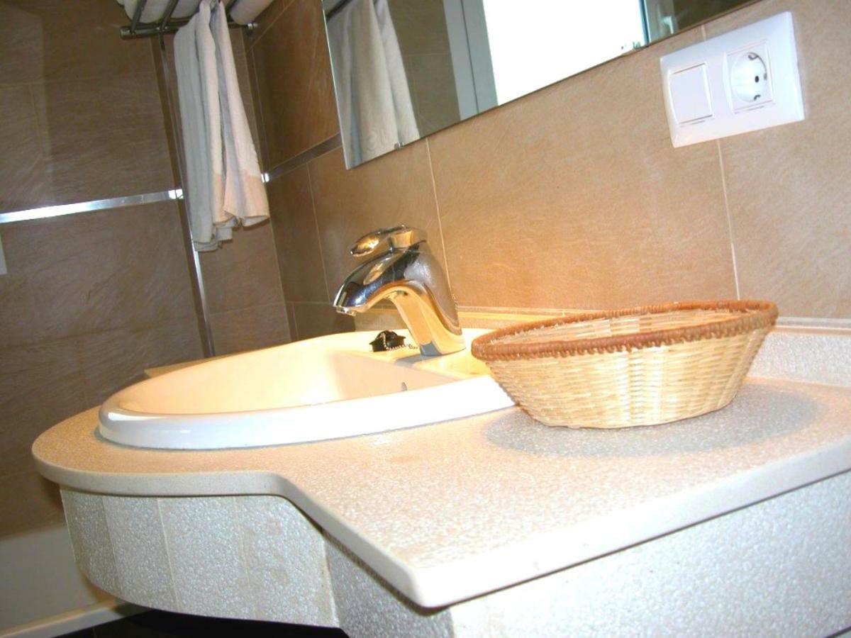 Apartamentos Guga Rta A Ca 00267 At Edif Complejo 2 Llaves Playa Conil De La Frontera Εξωτερικό φωτογραφία